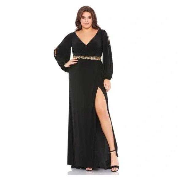 Mac Duggal Dresses & Skirts - MAC DUGGAL Split Long Sleeve Jersey A-Line Gown in Black Size US 16W